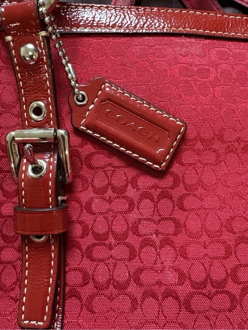 Coach Gallery Y2K Rare Cherry Red Signature Little “c” Monogram Medium Tote Bag - Picture 3 of 12